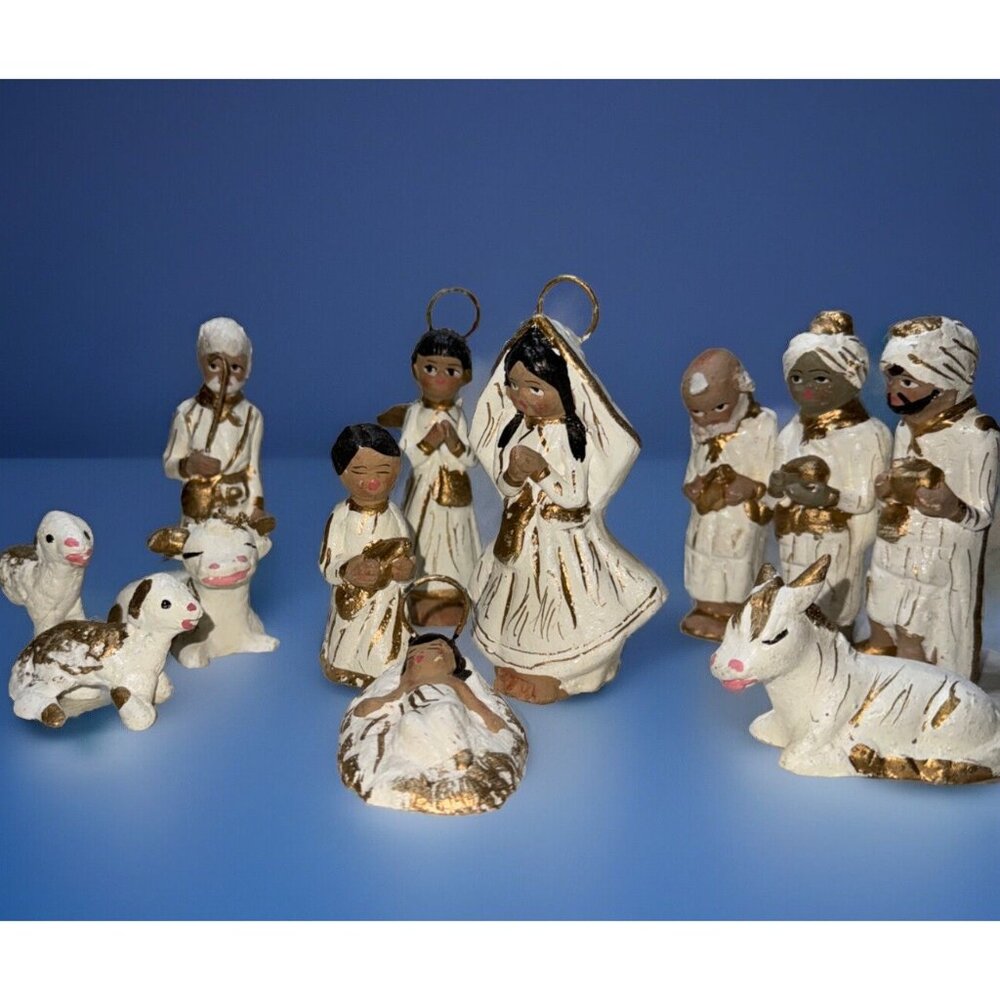 Vintage Handmade Painted Clay Mexican Folk Art 12pc Christmas Nativity Set